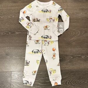 NWT Disney Winnie the Pooh Pajamas Set